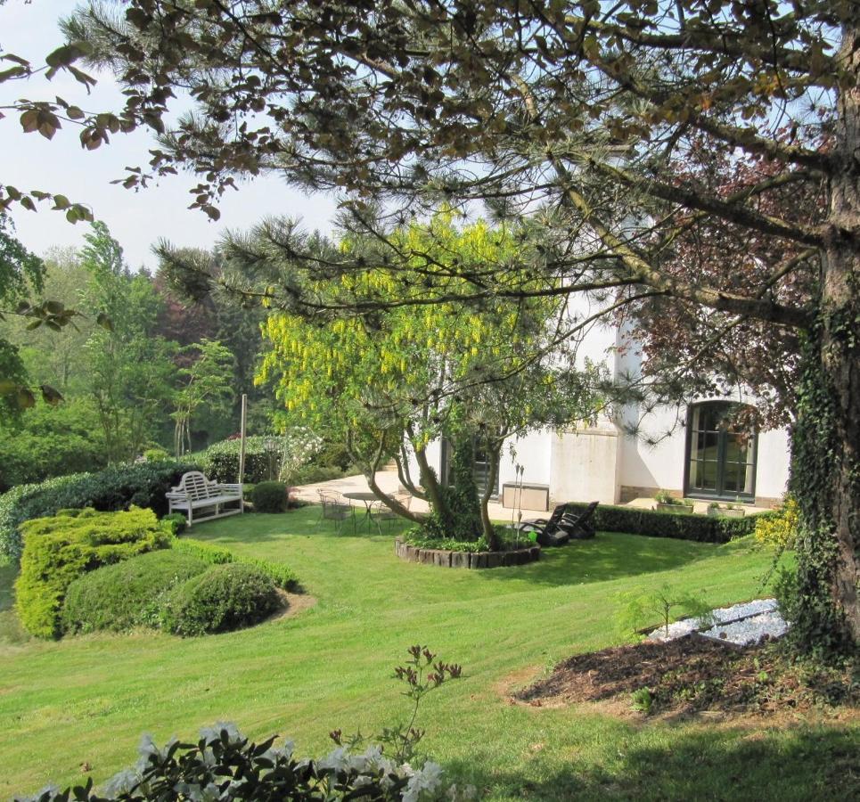 B&B Les Cresses Ciney Esterno foto