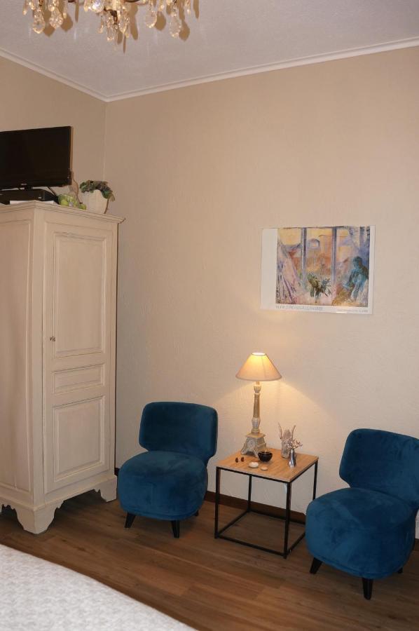 B&B Les Cresses Ciney Esterno foto